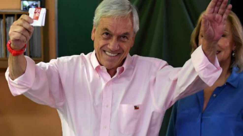 Sebastián Piñera se imponía con el 54% de los votos en los primeros resultados del balotaje