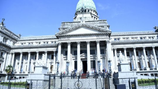 El Congreso es la institución fundamental para impulsar el debate y construir el consenso para dotar a nuestro país de las leyes.