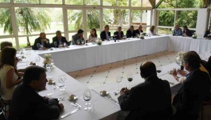 El gobierno nacional se apoya en los jefes provinciales para avanzar con las decisiones que más necesita.