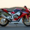 2-honda-cbr1000rr