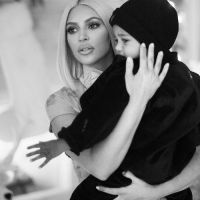 00kimkardashian00
