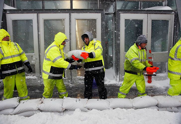 Estados Unidos enfrenta unas de las peores nevadas en su historia