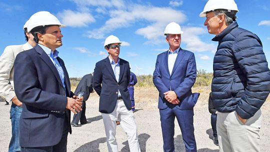 Inauguración. Lizzano y Macri se volvieron a encontrar en la inauguración del Parque Eólico de Rawson de la firma Genneia.