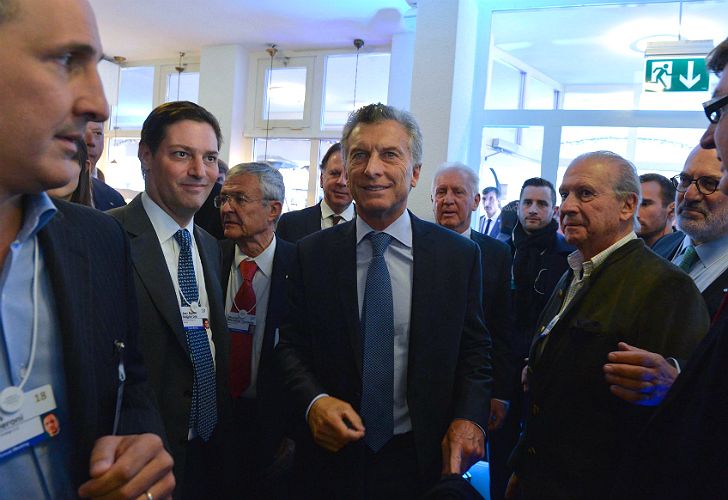 El presidente Mauricio Macri al arribar la ciudad suiza de Davos donde participará del Foro Económico Mundial.