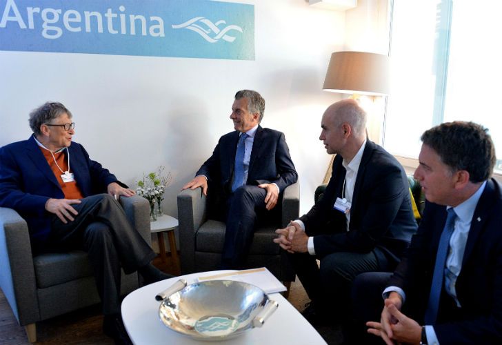 El presidente Mauricio Macri, acompañado por el ministro de Hacienda Nicolás Dujovne y el jefe de Gobierno porteño, Horacio Rodríguez Larreta, se reunieron con el CEO de Microsoft, Bill Gates.