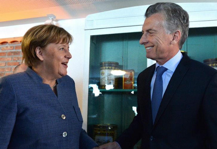 El presidente Mauricio Macri se reunió con la canciller alemana Ángela Merkel en el marco de la gira europea que realiza el mandatario.