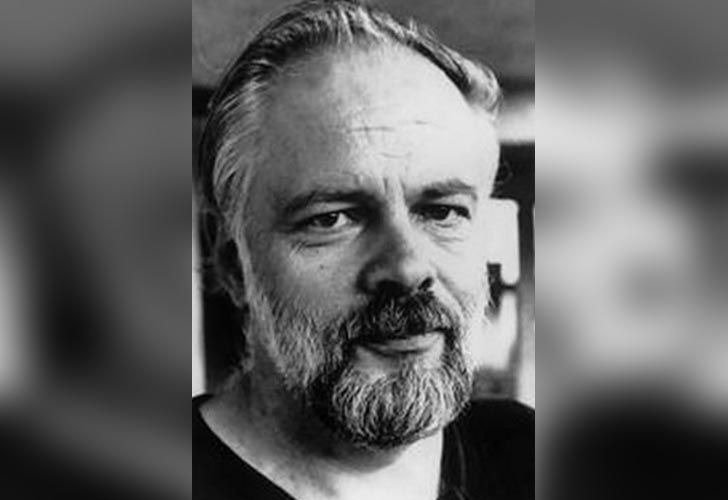 "cuando pocos valoraban el trabajo de Dick, Le Guin aseguró que las complejidades laberínticas de Dick tenían tanta relevancia como las de Borges"