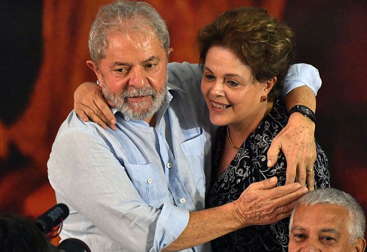 El Partido de los Trabajadores proclama a Lula como candidato a presidente