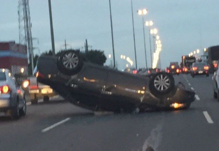 Doble choque en Panamericana que dificulta la llegada a CABA.