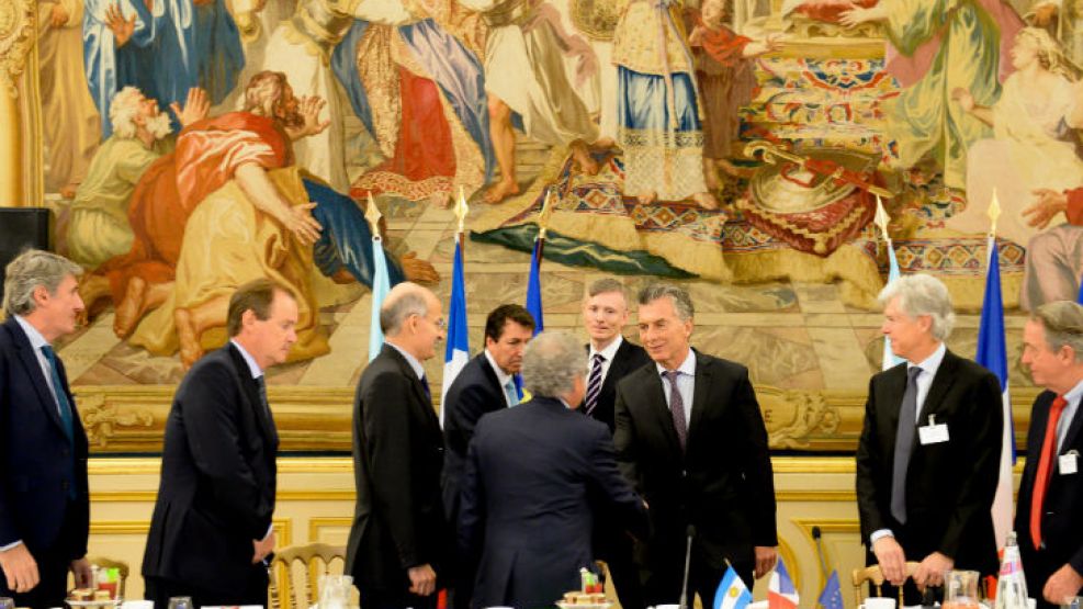 Macri compartió un desayuno con representantes de firmas del Movimiento de Empresas de Francia.