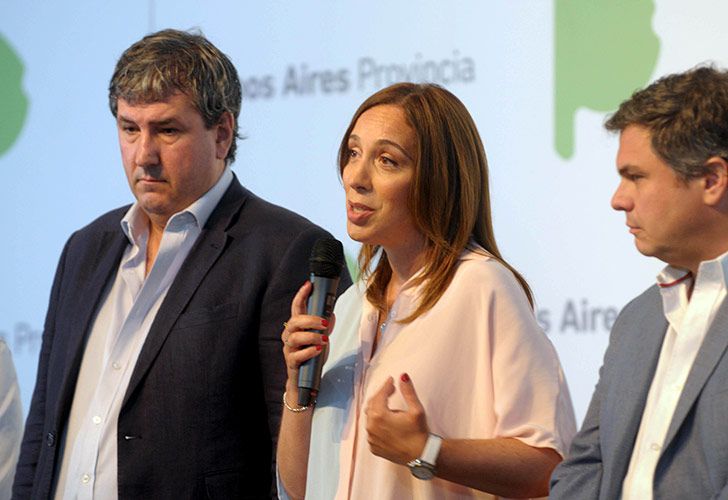 La Plata: La gobernadora bonaerense, María Eugenia Vidal, afirmó hoy que "no queremos que la situación económica de las familias sea un obstáculo para que los chicos puedan estudiar", al anunciar mejoras en el área de Educación destinadas a ampliar el Servicio Alimentario Escolar (SAE), construir 650 nuevas aulas para el nivel inicial y ampliar el boleto estudiantil a todos los niveles.