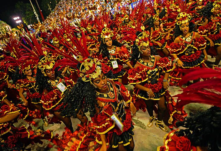 Segunda Noche del carnaval 2018 en el sambodromo de Rio de Janeiro, Brasil