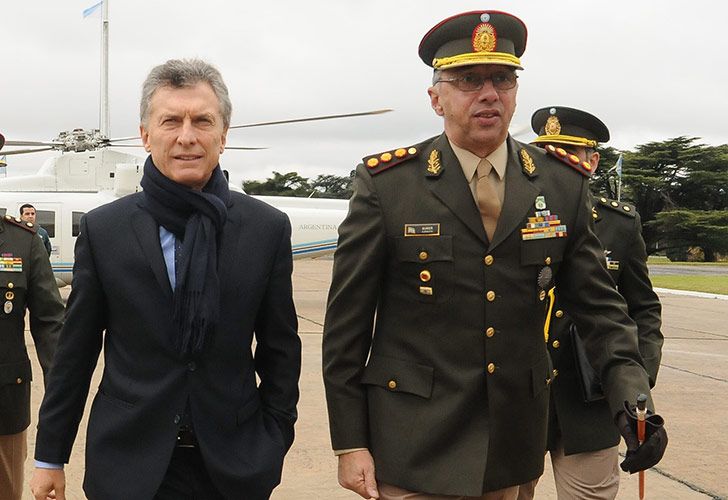 El presidente Mauricio Macri relevó al Jefe del Ejército Diego Suñer