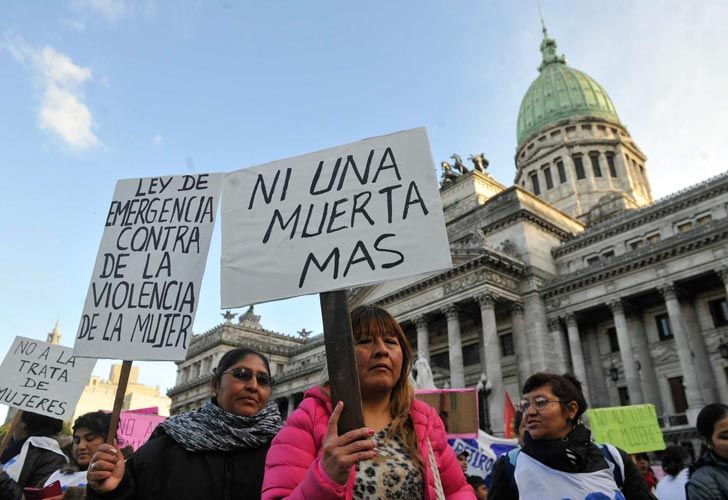 Doscientas noventa y dos mujeres, una cada 30 horas, fueron asesinadas en Argentina durante 2017.