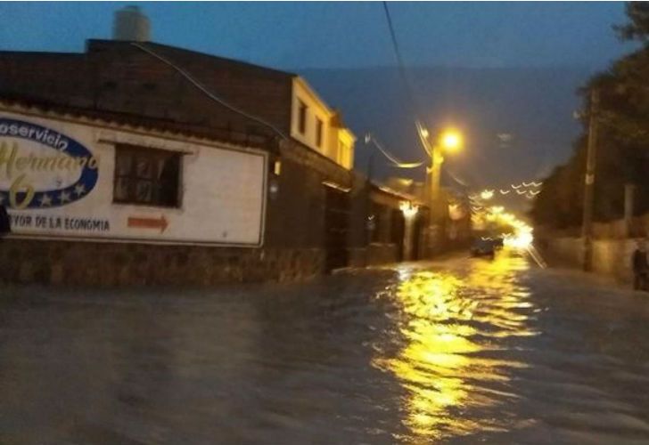 Inundaciones Por Las Intensas Lluvias En Tilcara Perfil - 