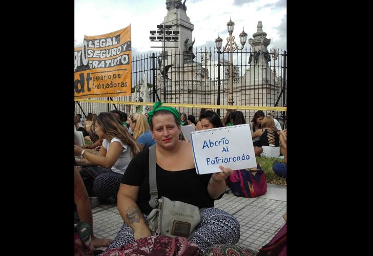 Pañuelazo frente al Congreso para pedir por la legalización del aborto