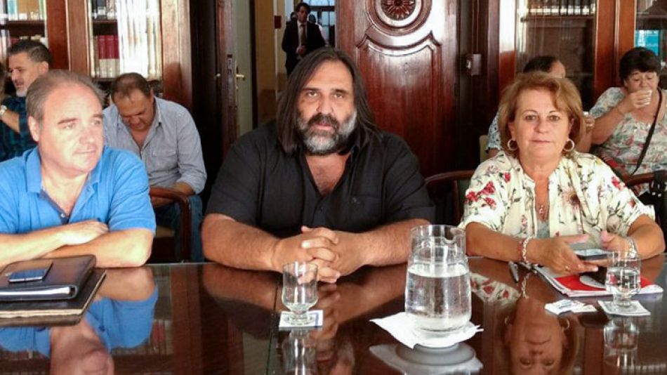 baradel-docentes-bonaerenses-clases-02222018