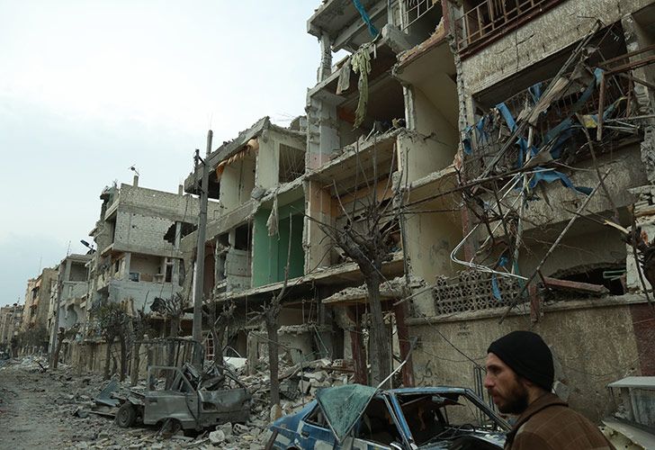 Edificios destruidos en Arbin en el enclave rebelde de Ghouta Oriental