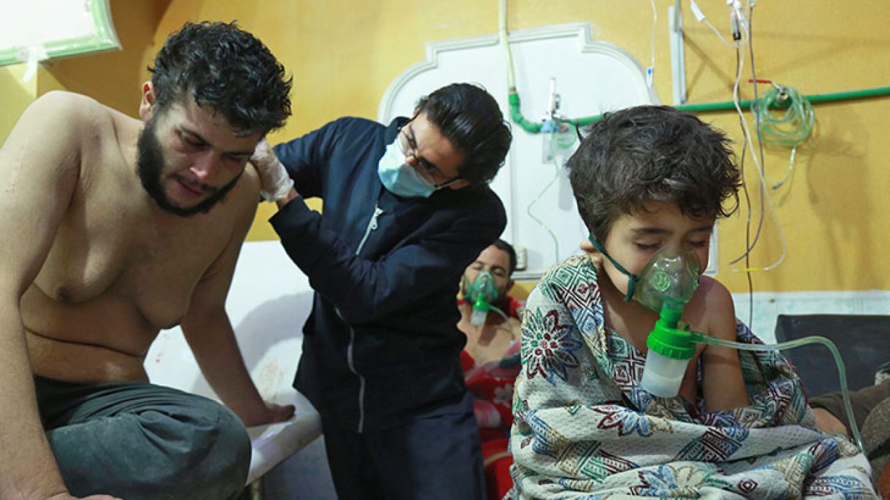 Gas sarín: la historia del agente químico que desató el bombardeo en Siria  | Perfil