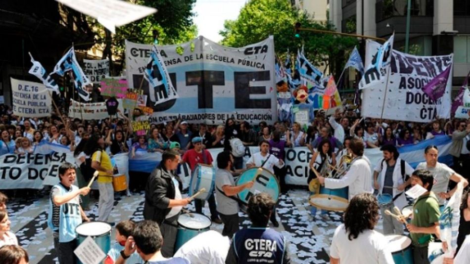 ute-marcha-docente-02282018