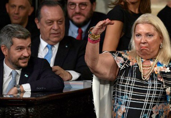 Elisa Carrió durante la inauguración del 136 ° período de sesiones ordinarias en el Congreso.