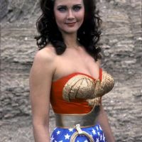 439105-lynda-carter-637x0-2