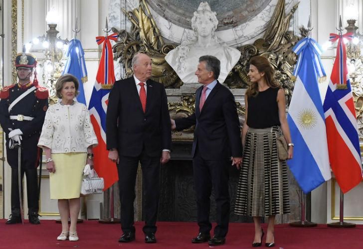 La visita de los reyes noruegos se realiza justo cuando cayó el comercio con Argentina y se achicó el déficit de nuestro país con ese estado escandinavo.