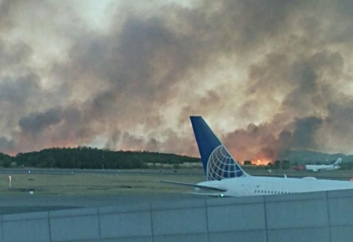 Incendio en las inmediaciones del aeropuerto de Ezeiza.