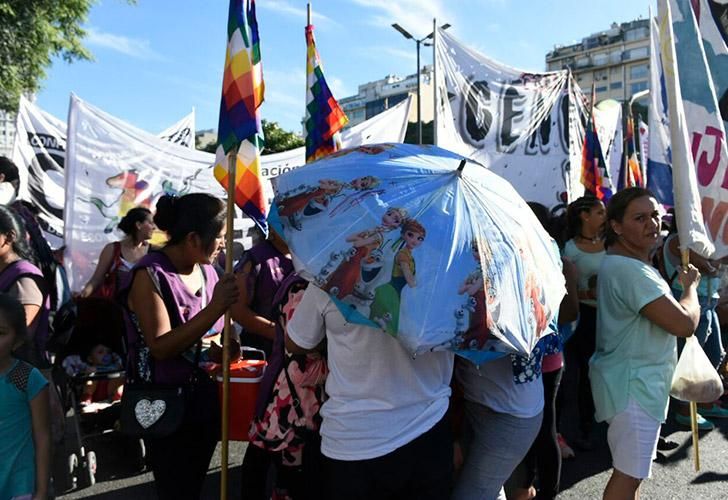 Buena parte de los reclamos del 8M se dirigen al Congreso argentino.