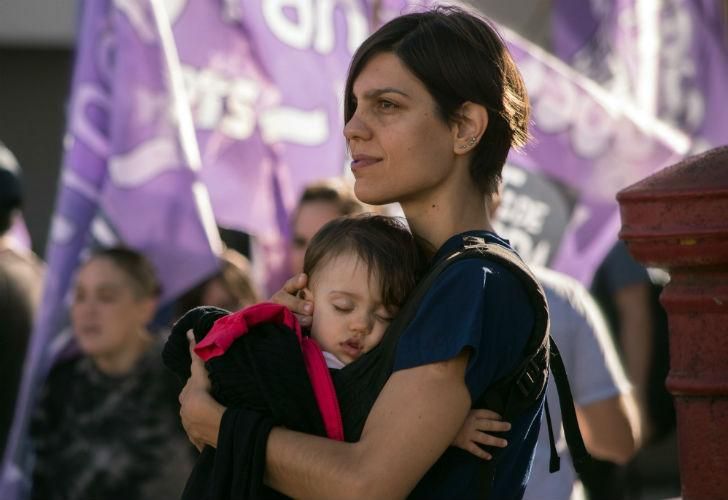 Los reclamos son en busca de mayor paridad entre el hombre y la mujer y reinvidación de derechos.