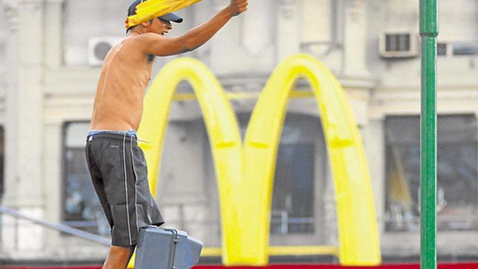 0903_boca_mac_donalds_cedoc_g.jpg