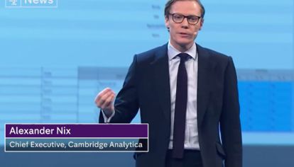 Alexander Nix, el CEO de Cambridge Analytica, la empresa en el centro de la controversia de Facebook