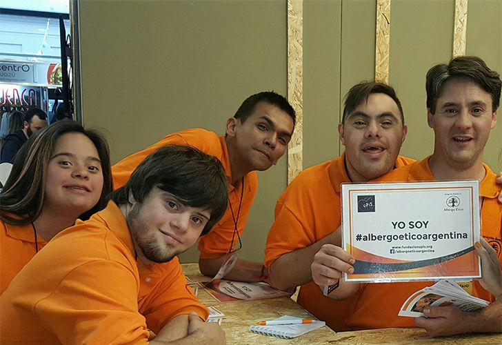 En Villa Carlos Paz abrió el primer hotel atendido por jóvenes con síndrome de Down.