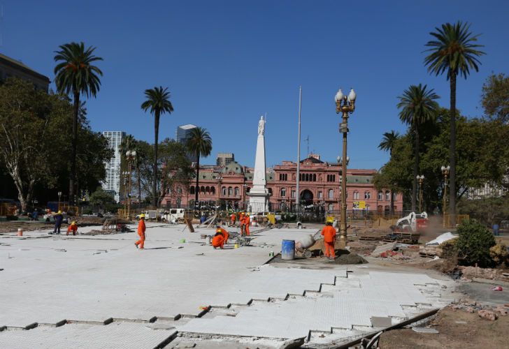 La Plaza de Mayo, en remodelación. 