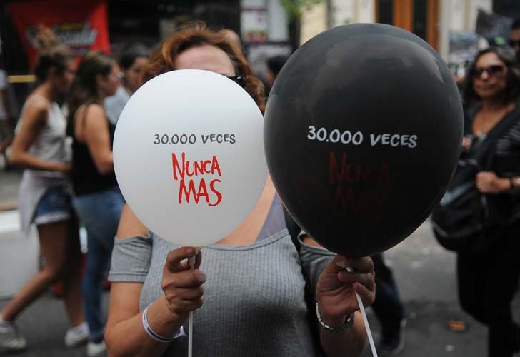 Contra el ajuste, la impunidad, la represión y la prisión domiciliaria a genocidas fueron algunos de los mandatos de la marcha.