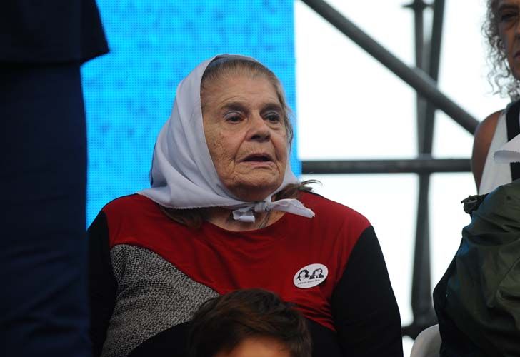 El discurso central del acto estuvo a cargo de las Abuelas de Plaza de Mayo.