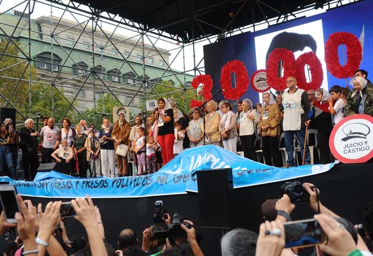 El discurso central del acto estuvo a cargo de las Abuelas de Plaza de Mayo.