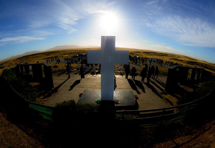 Homenaje a los soldados caídos en la guerra de Malvinas enterrados como NN, "solo reconocidos por Dios"