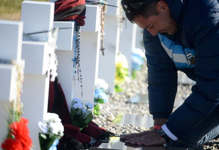 Homenaje a los soldados caídos en Malvinas enterrados como NN, "solo reconocidos por Dios"