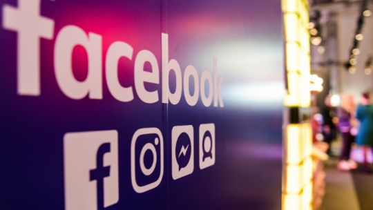 ¿Cómo puedo saber todo lo que Facebook sabe sobre mi?