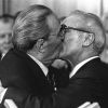 Leonidas Brezhnev y Erich Honecker