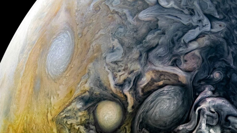 Las últimas imágenes captadas por la NASA en Júpiter son asombrosas Perfil