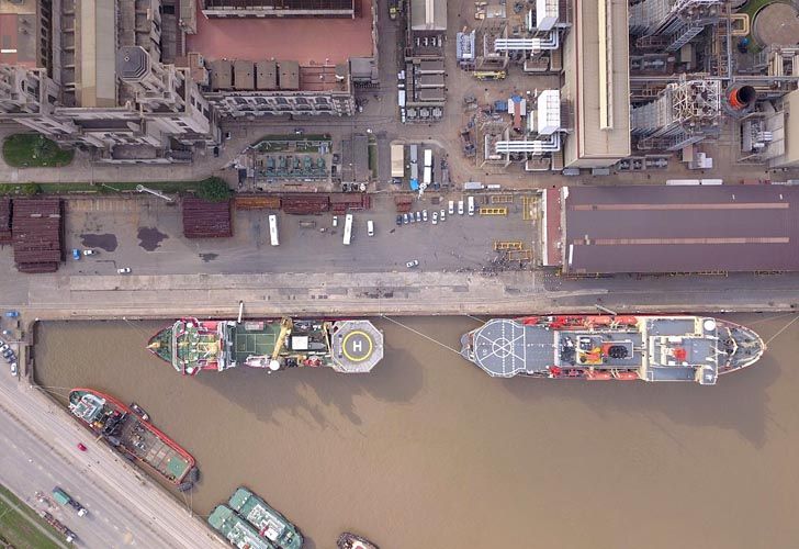 El HMS en la Terminal 5 del puerto de Buenos Aires, tomada desde un dron.