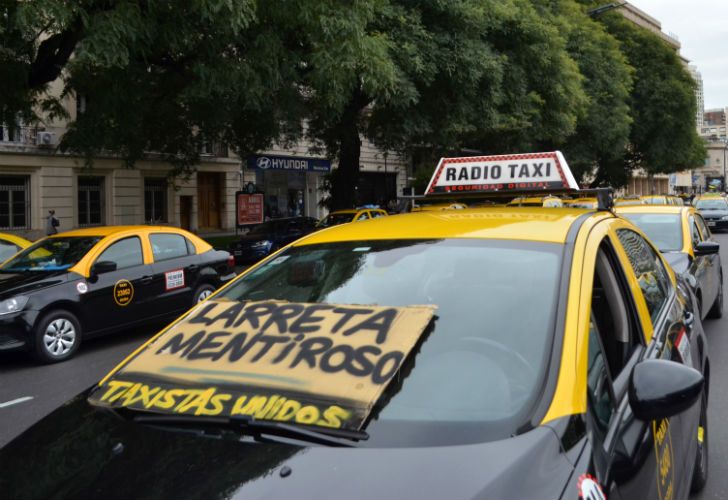 Protestas de taxistas por el tema Uber