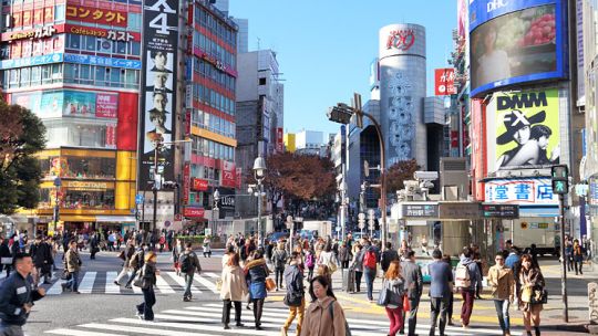 Tokio. La forma de vida en las megaciudades, tal como se da hoy en día, es inviable. Se trata de cambiar también las relaciones.