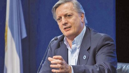 Negociacion. Aranguren buscará desde el lunes un consenso para no dar marcha atrás.