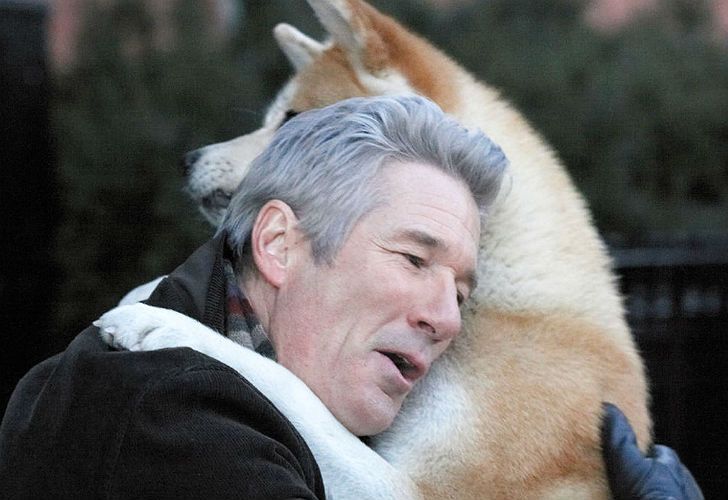 Richard Gere y su compañero akita.