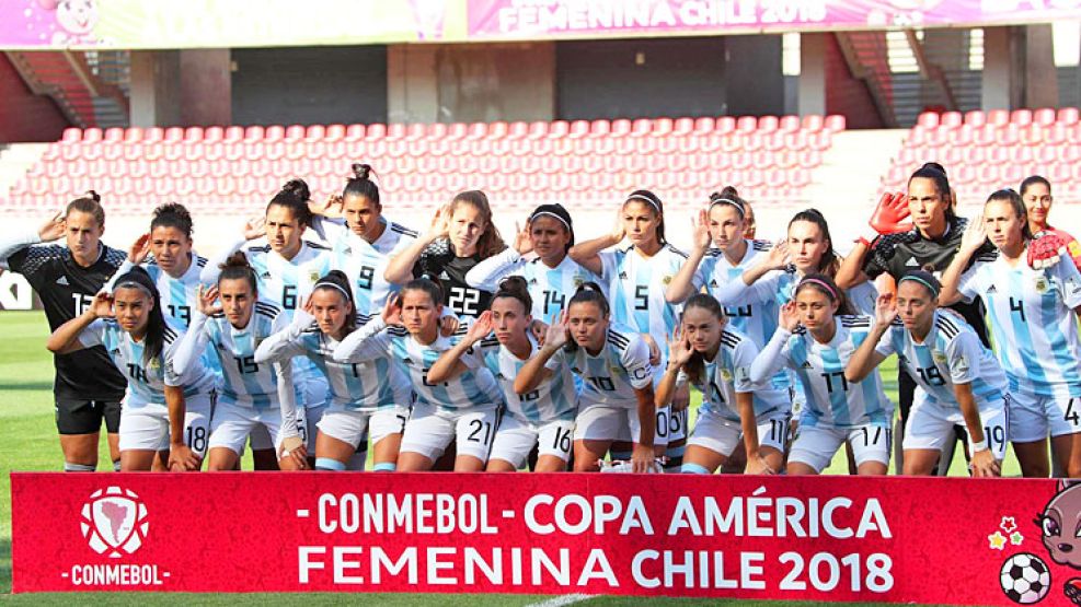 2104_seleccion_futbol_femenina_argentina_cafemchile_g.jpg