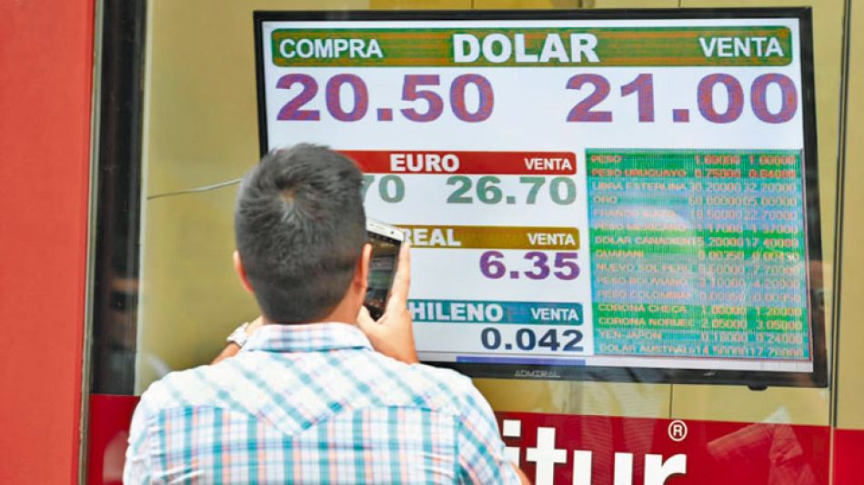 20180428_1303_economia_27042018OBREGON-PIZARRAS-DOLAR001