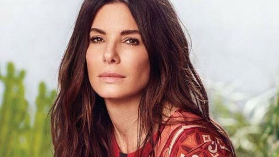 El llamativo y controvertido tratamiento de Sandra Bullock que utiliza